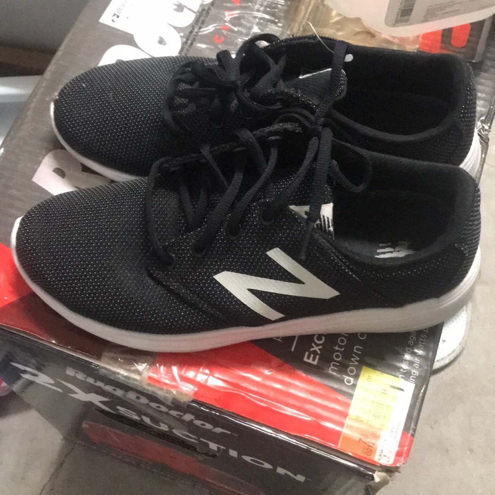 NEW BALANCE